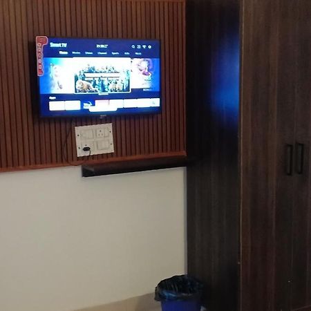 Hotel Blue Heaven Oyotownhouse Ghaziabad Zewnętrze zdjęcie