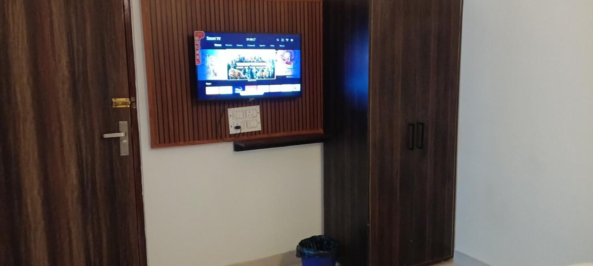Hotel Blue Heaven Oyotownhouse Ghaziabad Zewnętrze zdjęcie