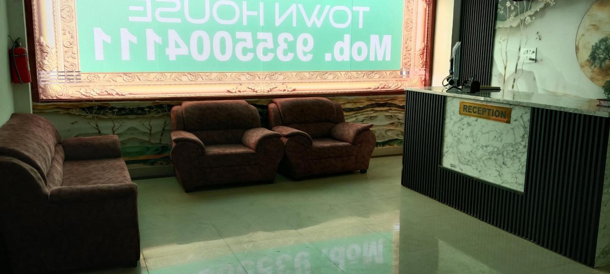 Hotel Blue Heaven Oyotownhouse Ghaziabad Zewnętrze zdjęcie